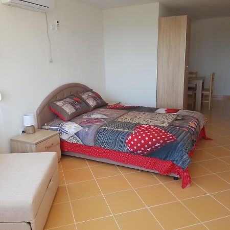 Guest House Dragomir Sutomore Extérieur photo