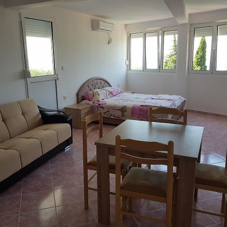 Guest House Dragomir Sutomore Extérieur photo