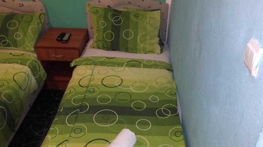 Guest House Dragomir Sutomore Chambre photo