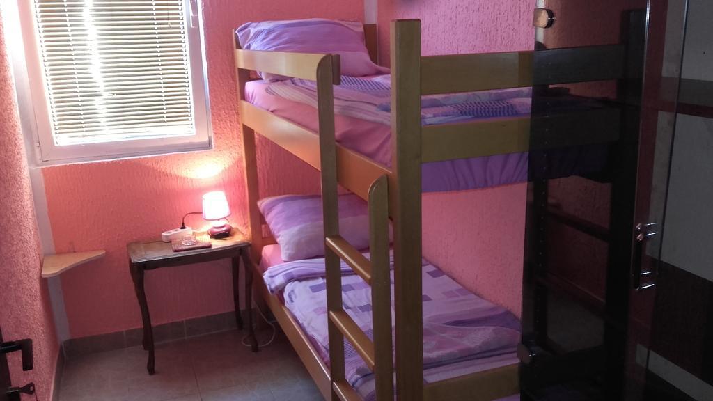Guest House Dragomir Sutomore Extérieur photo