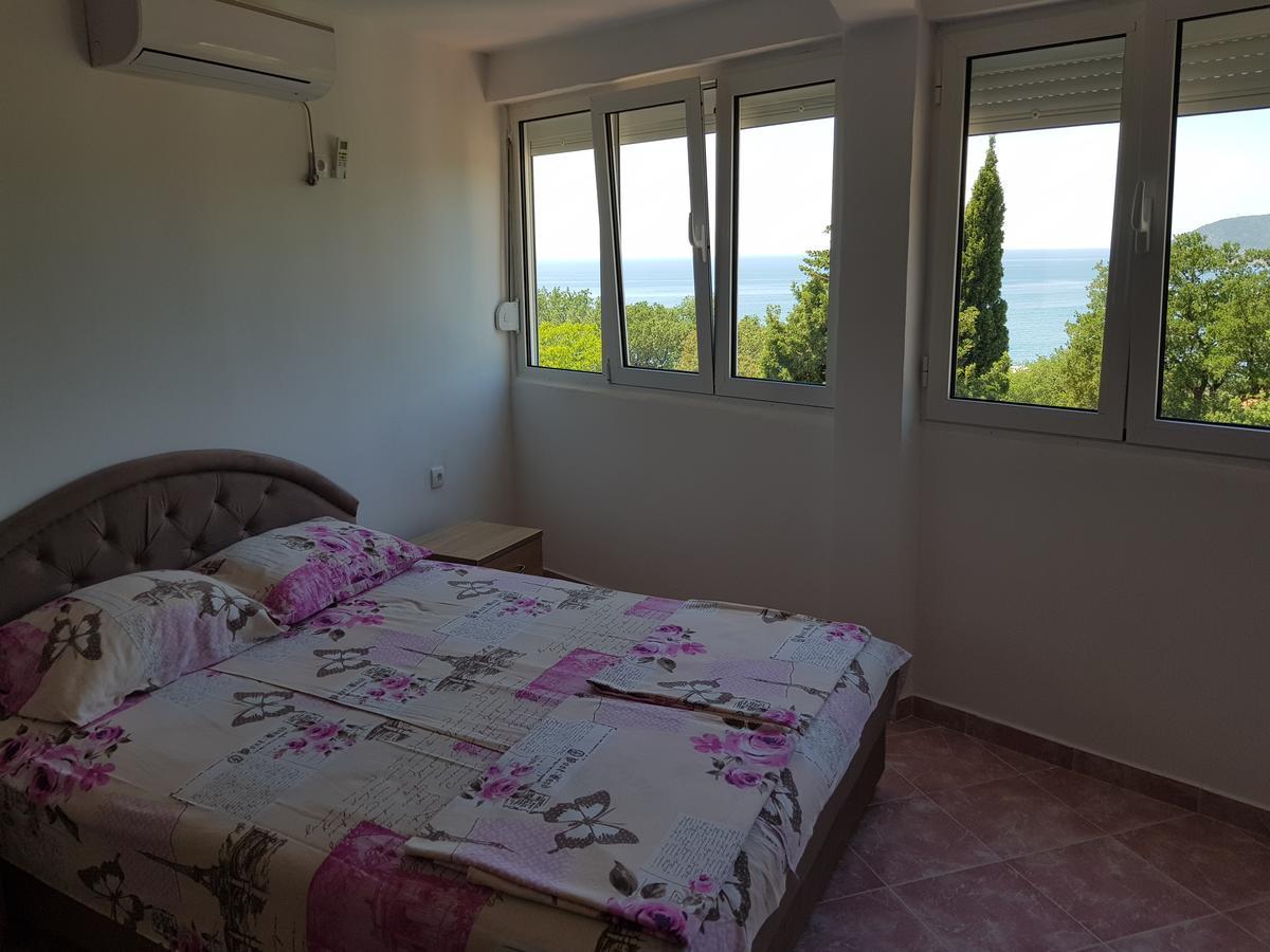 Guest House Dragomir Sutomore Extérieur photo